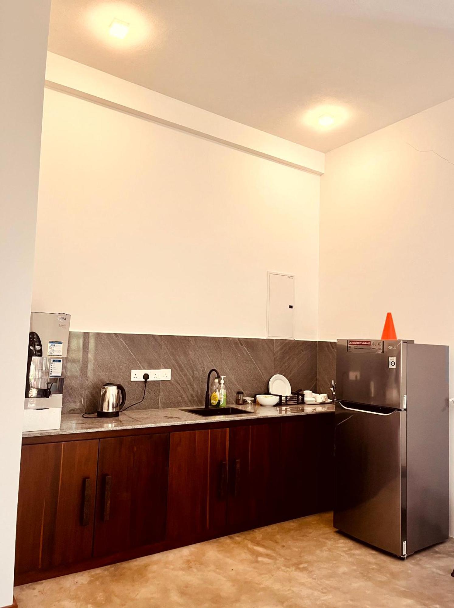 Appartement Peak House à Dikwella Extérieur photo